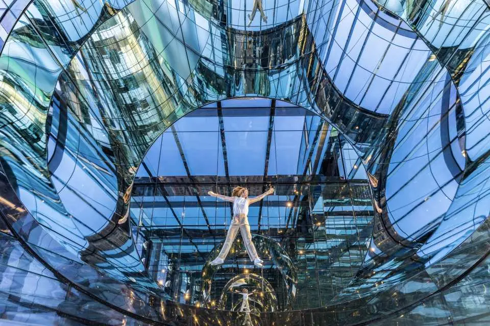 Expert-guided 90-minute tour with insider facts and exclusive photo moments