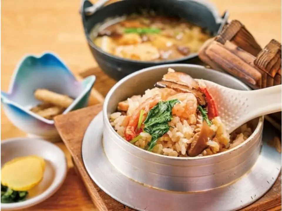 Choose from 5 delicious Kamameshi lunch options