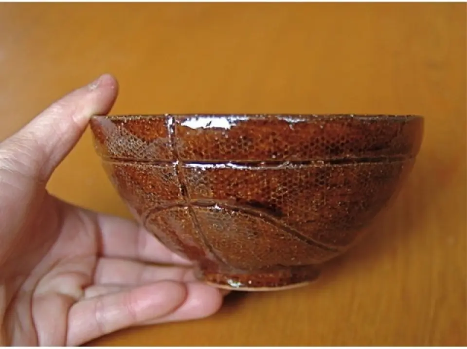 Basketball-patterned rice bowls and other items are also recommended as gifts.