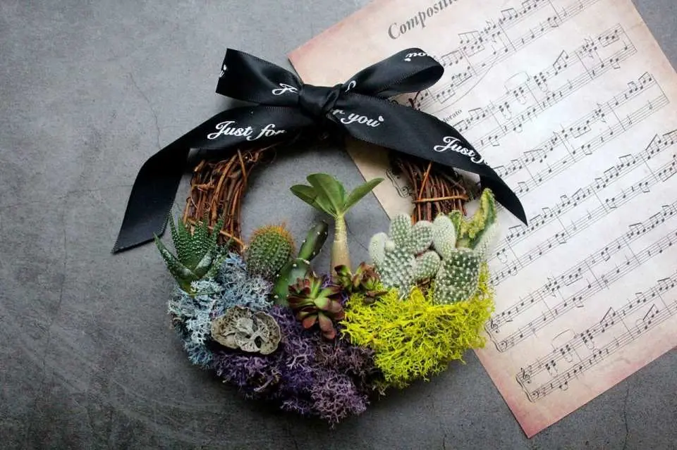 Healing Moss Succulent Ring