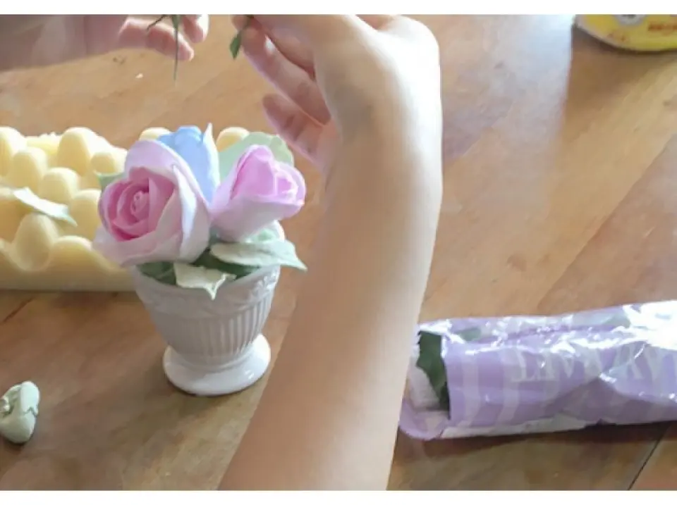 Where would you like to display it, such as at the wedding reception or in the entrance?