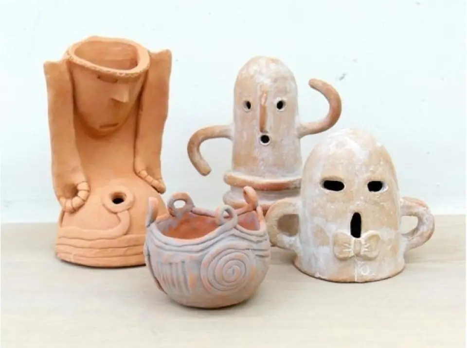 Fun and cute Haniwa (ancient Japanese clay figures). You can make things like this!
