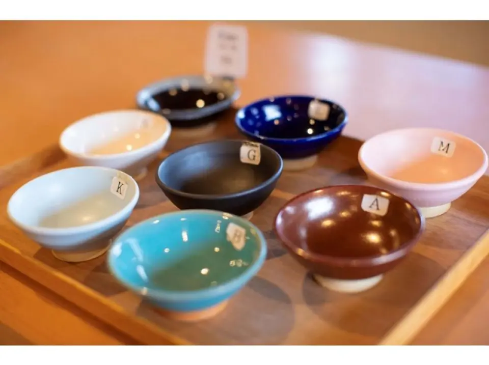 色は8種類ご用意しています。