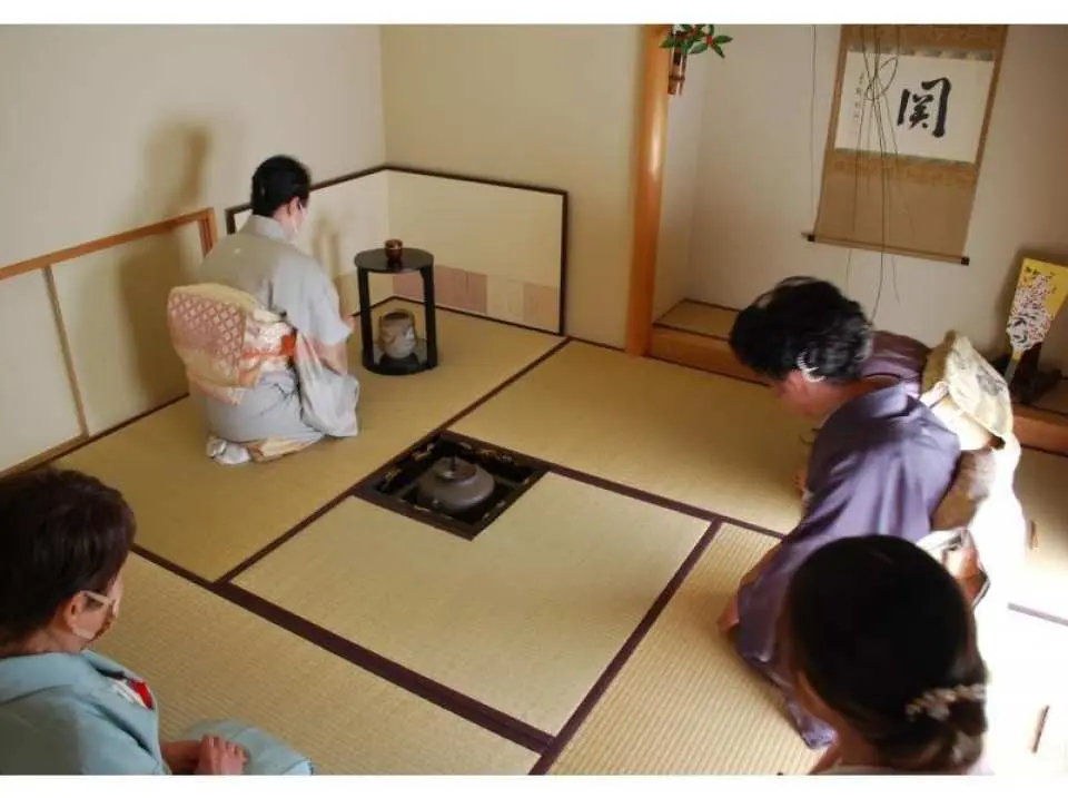 Tea ceremony at the hearth