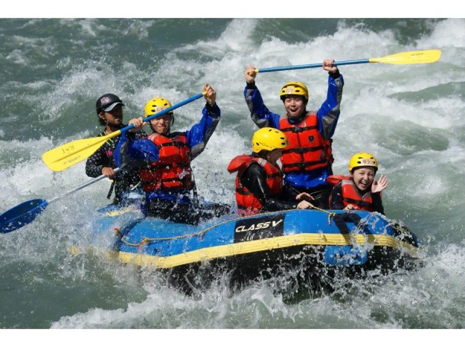 Join forces with your friends and start your tour down the river. ☆ 
Let's start your wonderful river adventure! Enjoy the great outdoors of the Nagara River with your friends!