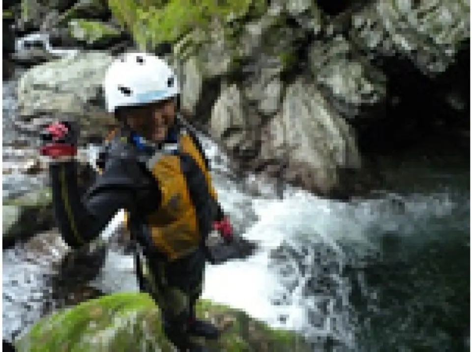 Be brave! A sudden and unexpected start... 
The dive is waiting for you. Various heights...