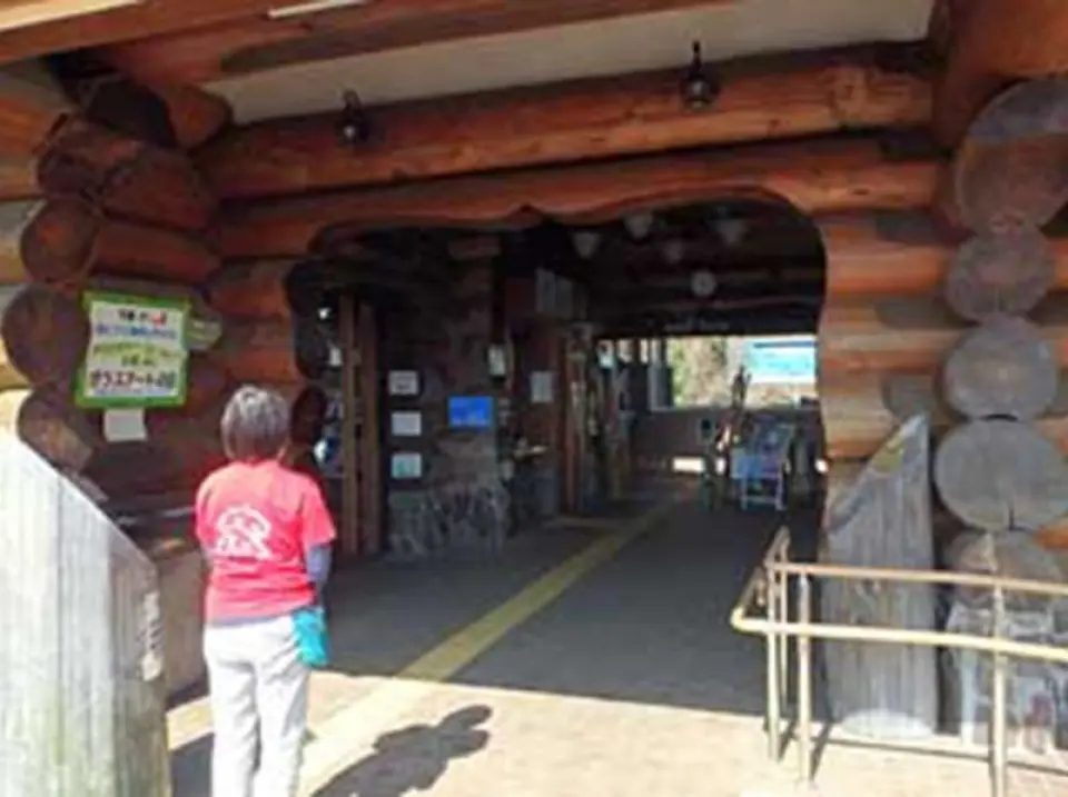 城崎海岸駅にお迎え。城崎海岸駅までの送迎付きです。
午前コースの場合は9：10　午後コースの場合は12：26着の電車をご利用ください。