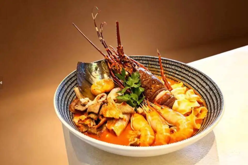 海悅軒餐廳世界盃限定主題自助晚餐《綠茵盛宴・環球味蕾》 （限定日期：6月12日至7月18日的週五至週六自助晚餐）