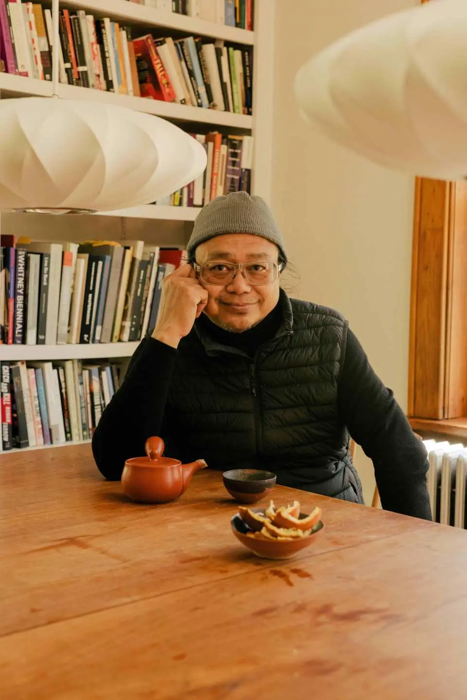 「里尔吉迪拉瓦尼」关系美学先驱人物里尔吉迪拉瓦尼以其开创性的空间艺术实践而闻名，关系美学是指艺术家在特定空间内促进社会体验及相互交流的艺术创作模式。迪拉瓦尼将为本届亚洲前卫电影节带来众多体验，邀请观众以崭新方式社交互动，体验博物馆空间。