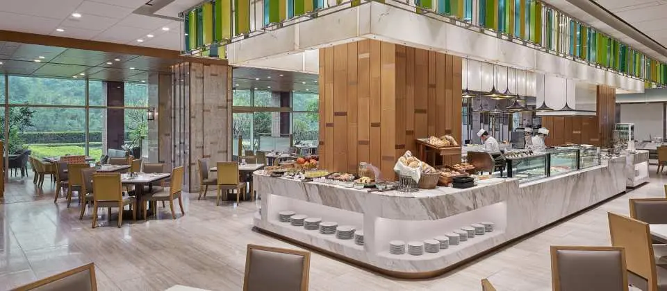 Syrian-Japanese All-Day Dining Restaurant