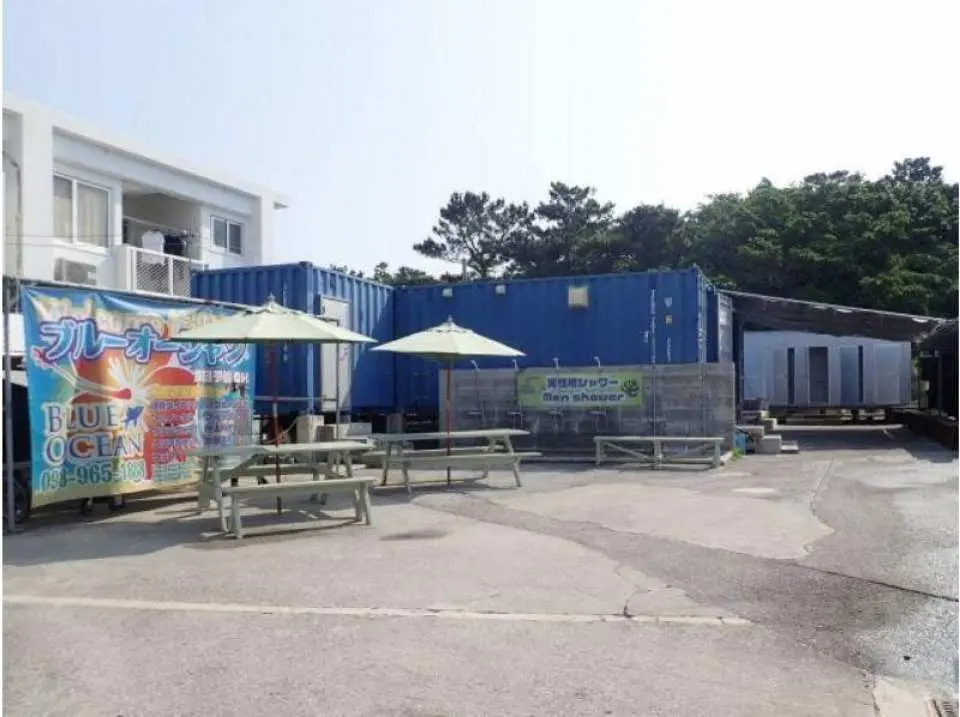 。お店に１０分前のご集合をお願い致します。
各種、交通機関でご来店下さい。