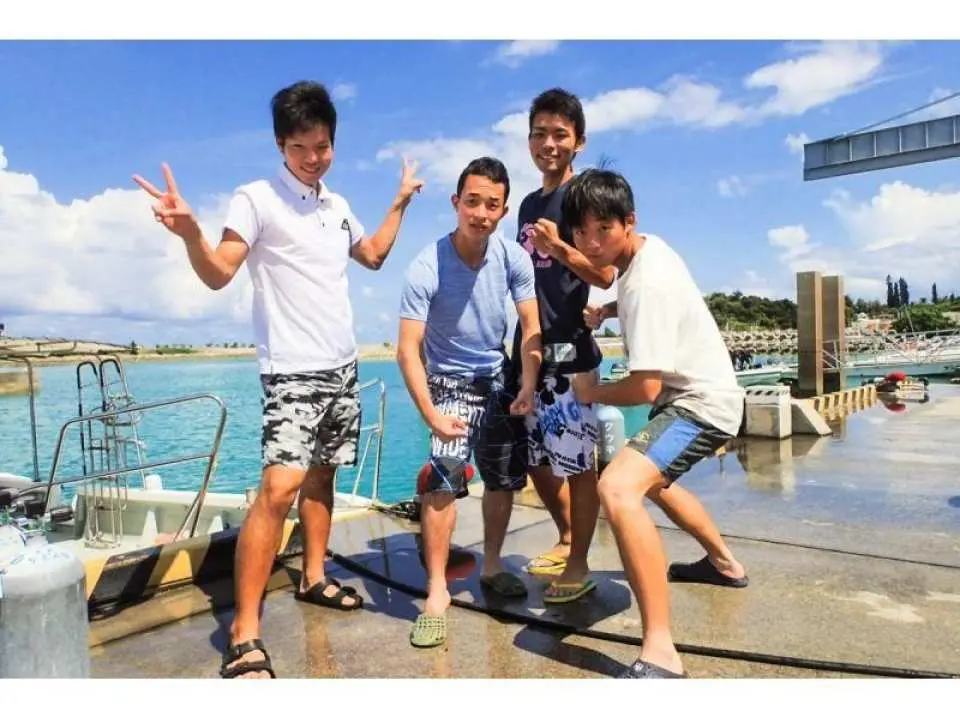 集合。ご希望のコース時間は集合時間です。
ご希望の集合時間にご集合下さい。