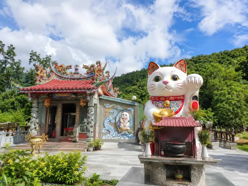 招財貓土地公