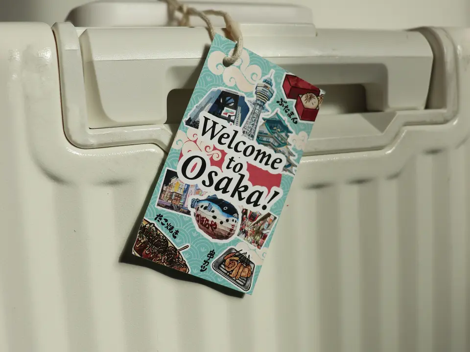 고객님의 소포에 저희 고유의 식별표를 부착하겠습니다.

이는 배송 중 혼동을 방지하고 안심하고 수령하실 수 있도록 하기 위함입니다.