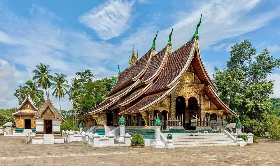 Next Wat Xieng Thong temple