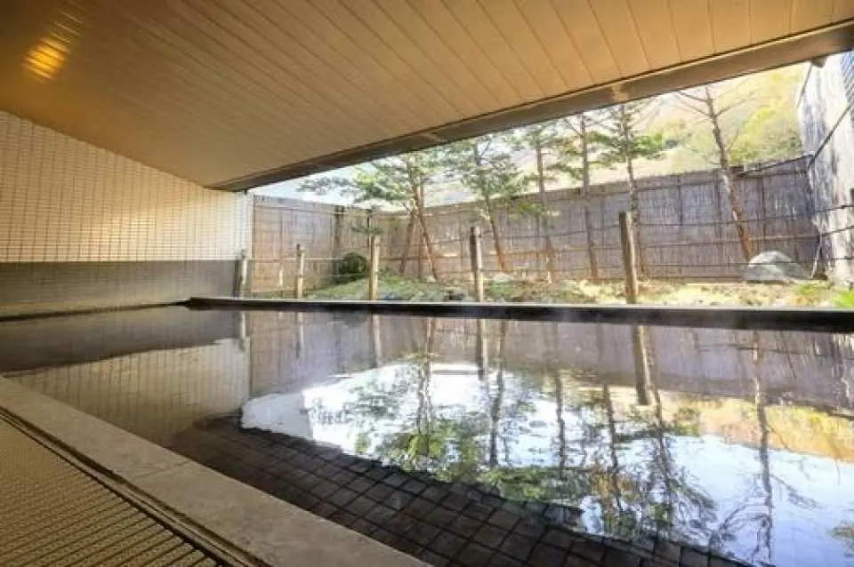 苗場プリンスホテル：火打ちの湯・露天風呂付きの大浴場(イメージ)