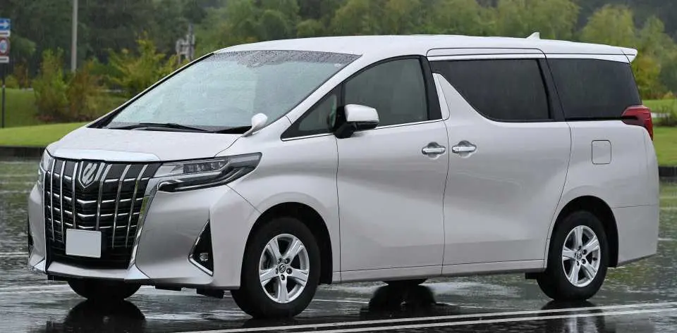 【車型說明】
本服務使用的車輛均為埃爾法商務車，一般均為7座（8座諮詢客服）
①豪華7座商務車是TOYOTA ALPHARD/VELLFIRE 30系（需要40係請聯繫客服）