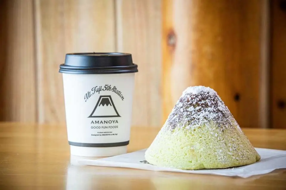 下山后享用独家小点心，温泉疗愈放松。