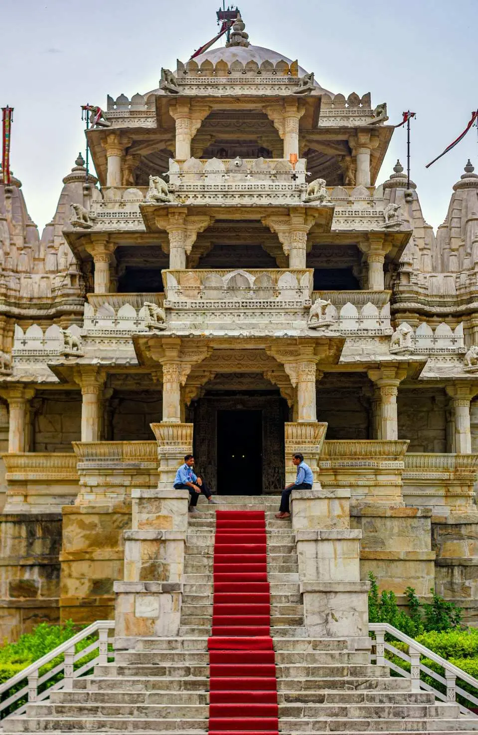 Begin with a pickup from your preferred location in Udaipur.