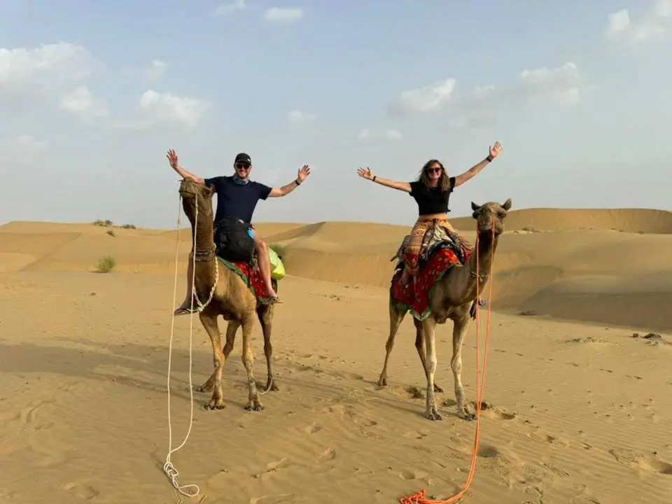 Start your camel ride for 15 minuted for way to desert
