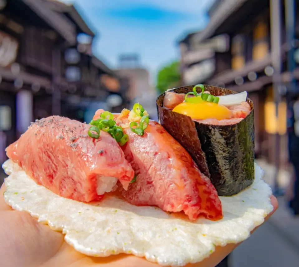 Enjoy the Edo-era atmosphere and cuisine of Hida Takayama Old Town.