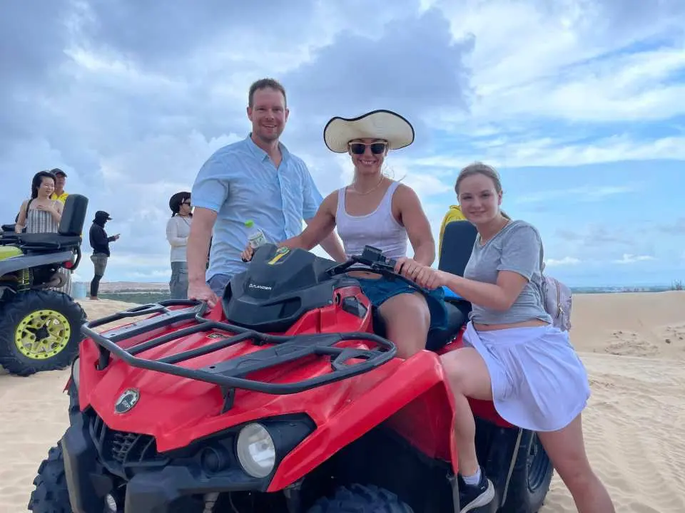 全地形車（費用自理）