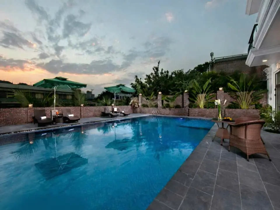 3-Star Hotel (You will stay in similar hotel if fully booked)