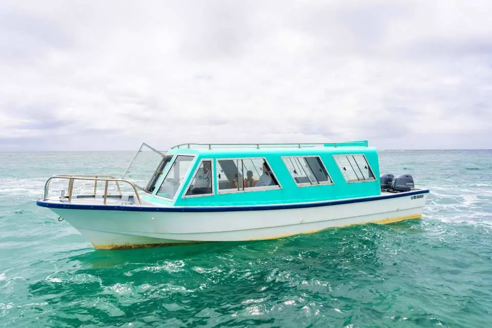 沖縄・南城】日本初上陸！！海の上のオーシャンベース＋アクティビティ