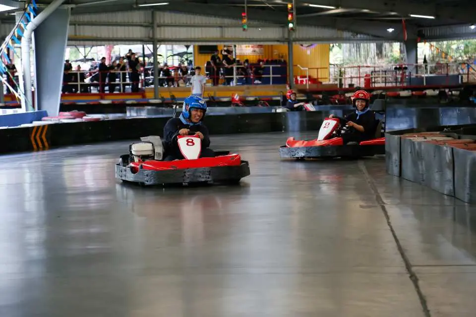 チェンマイ Xセンター（X-Centre Chiang Mai）ゴーカート体験（タイ