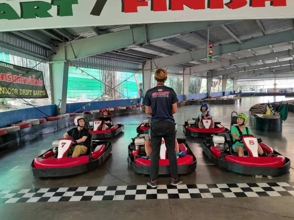 チェンマイ Xセンター（X-Centre Chiang Mai）ゴーカート体験（タイ