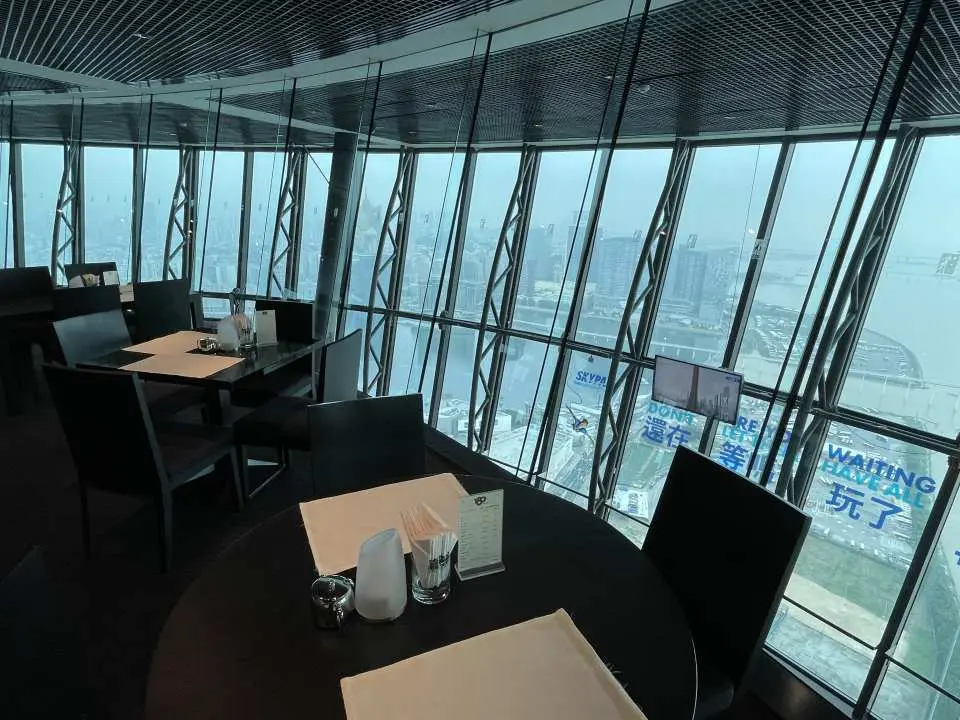 マカオタワー】マカオタワー180スカイバー｜180°ラウンジVIPドリンク