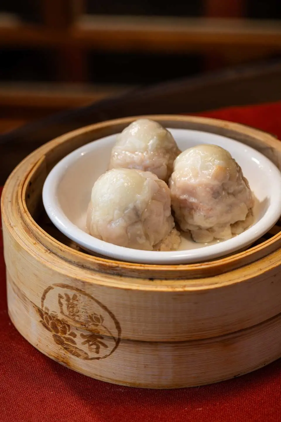 中環/ 尖沙咀蓮香楼点心10品コースお食事券（香港・レストラン予約