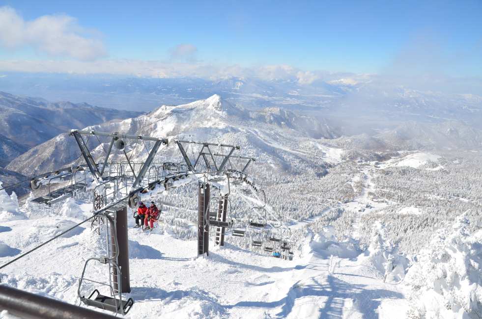 志賀高原横手山 渋峠スキー場 オンシーズンリフト券（長野県・スキー場  
