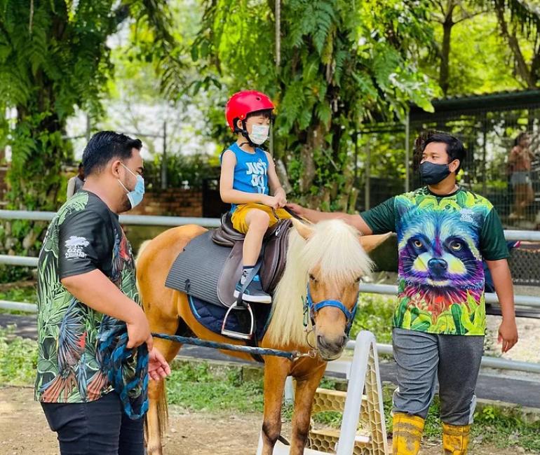 g2g-animal-garden-admission-ticket-selangor-kkday