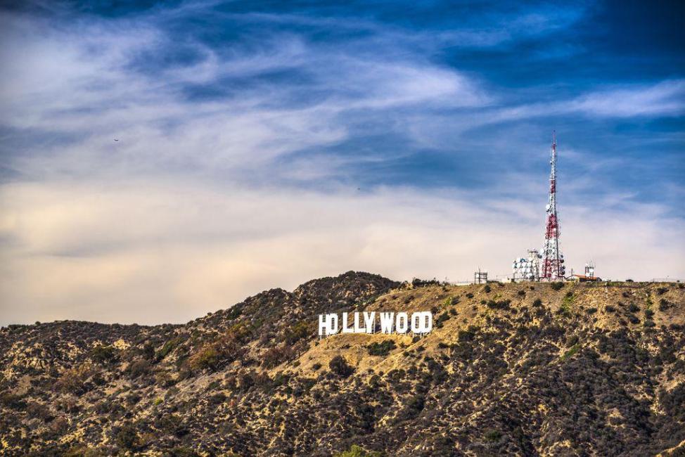 Los Angeles Day Tour by Private Private charter car| Old Town of Los Angeles | Beverly Hills | Disneyland | Departure from downtown Los Angeles