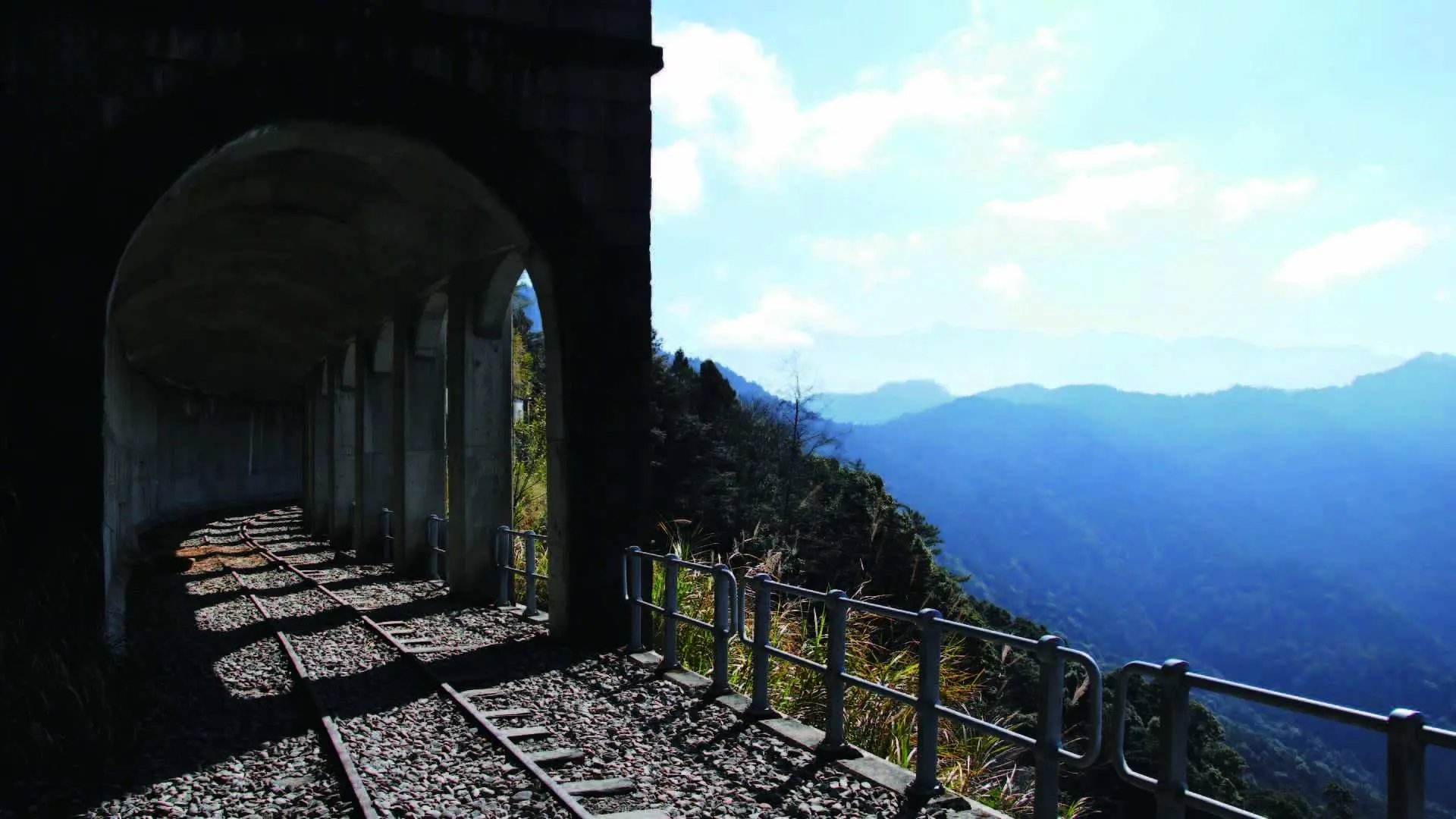 嘉義私藏景点 嘉義租车自驾一路眺望高山 享受自然 亲水 休闲