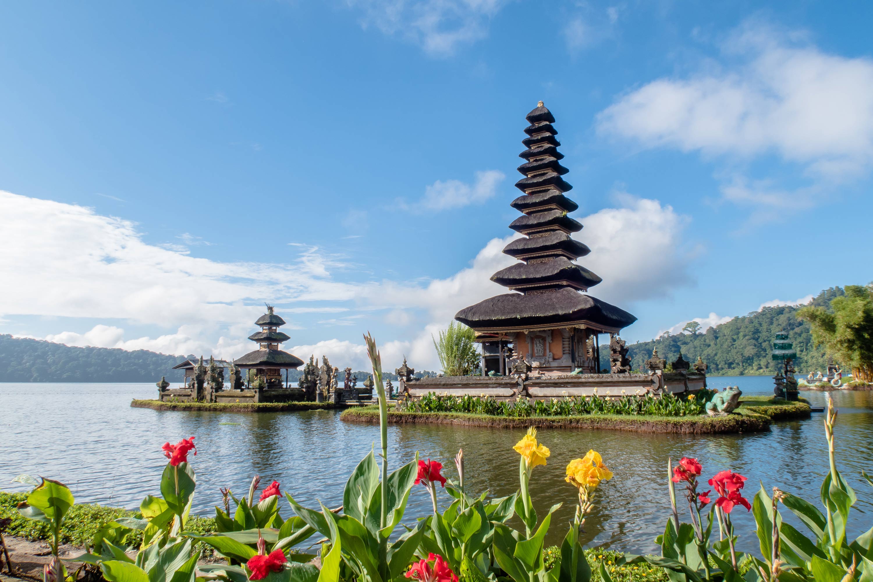 Отдых в азии летом 2021. Храм Pura Ulun Danu Batur. Индонезия Бали. Пура улун дану. Улун дану Бали.