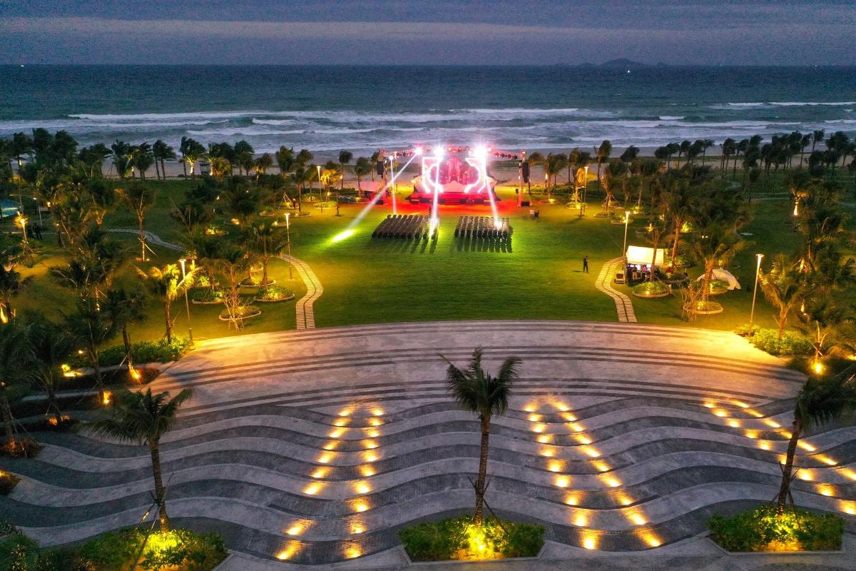 ems-house-sea-view-arena-cam-ranh-resort-kkday