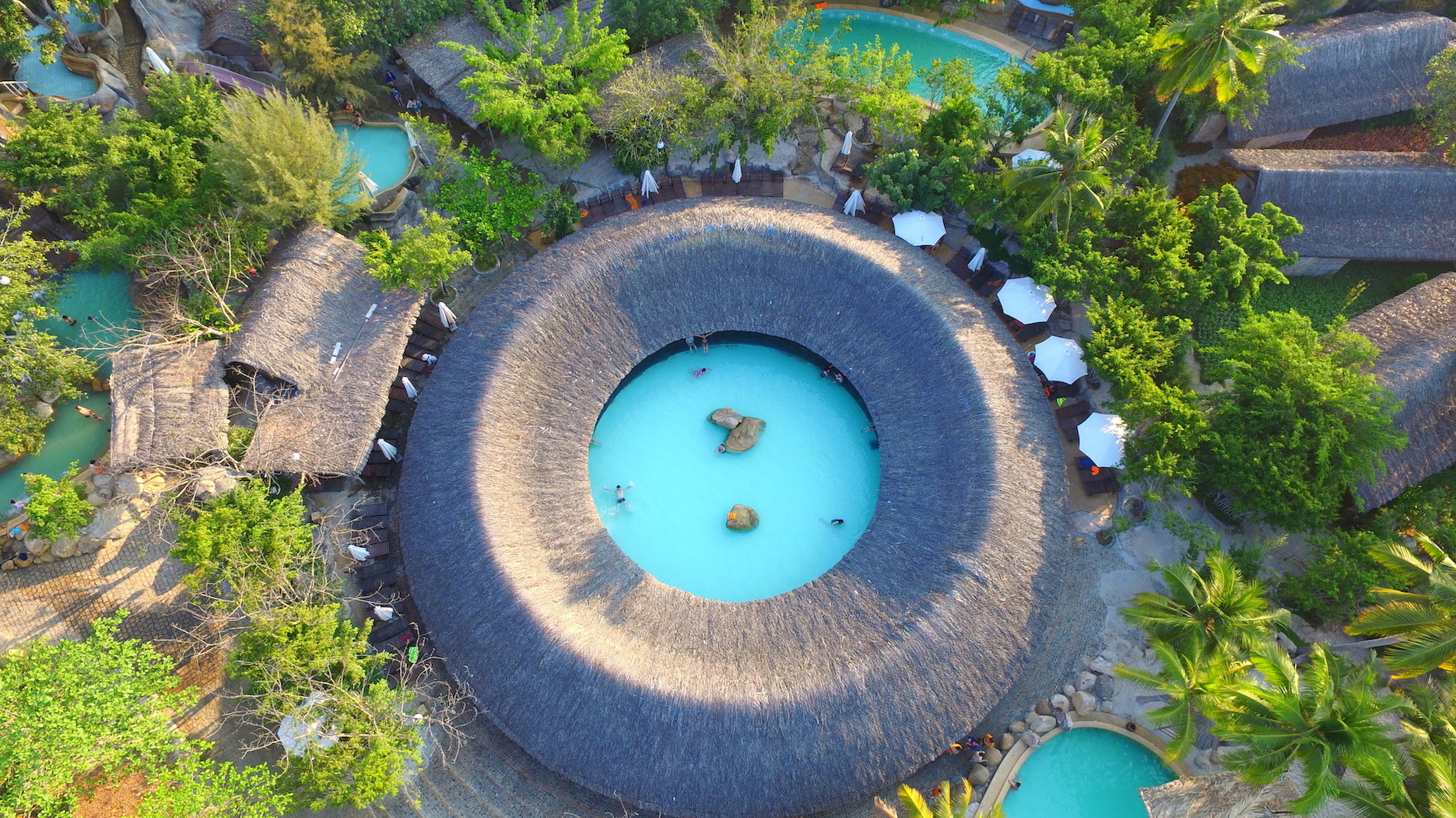 Vé I-Resort Nha Trang | Vé Vào Cửa + Tắm Bùn, Khoáng, Thảo Dược - KKday
