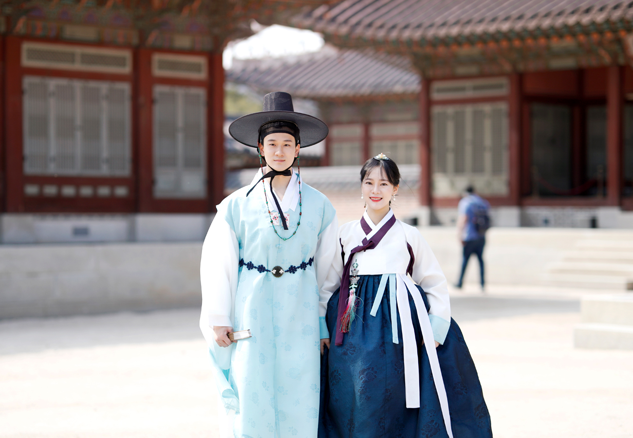 Trải Nghiệm Thuê Hanbok tại Điện Gyeongbokgung, Seoul | Hàn Quốc - KKday
