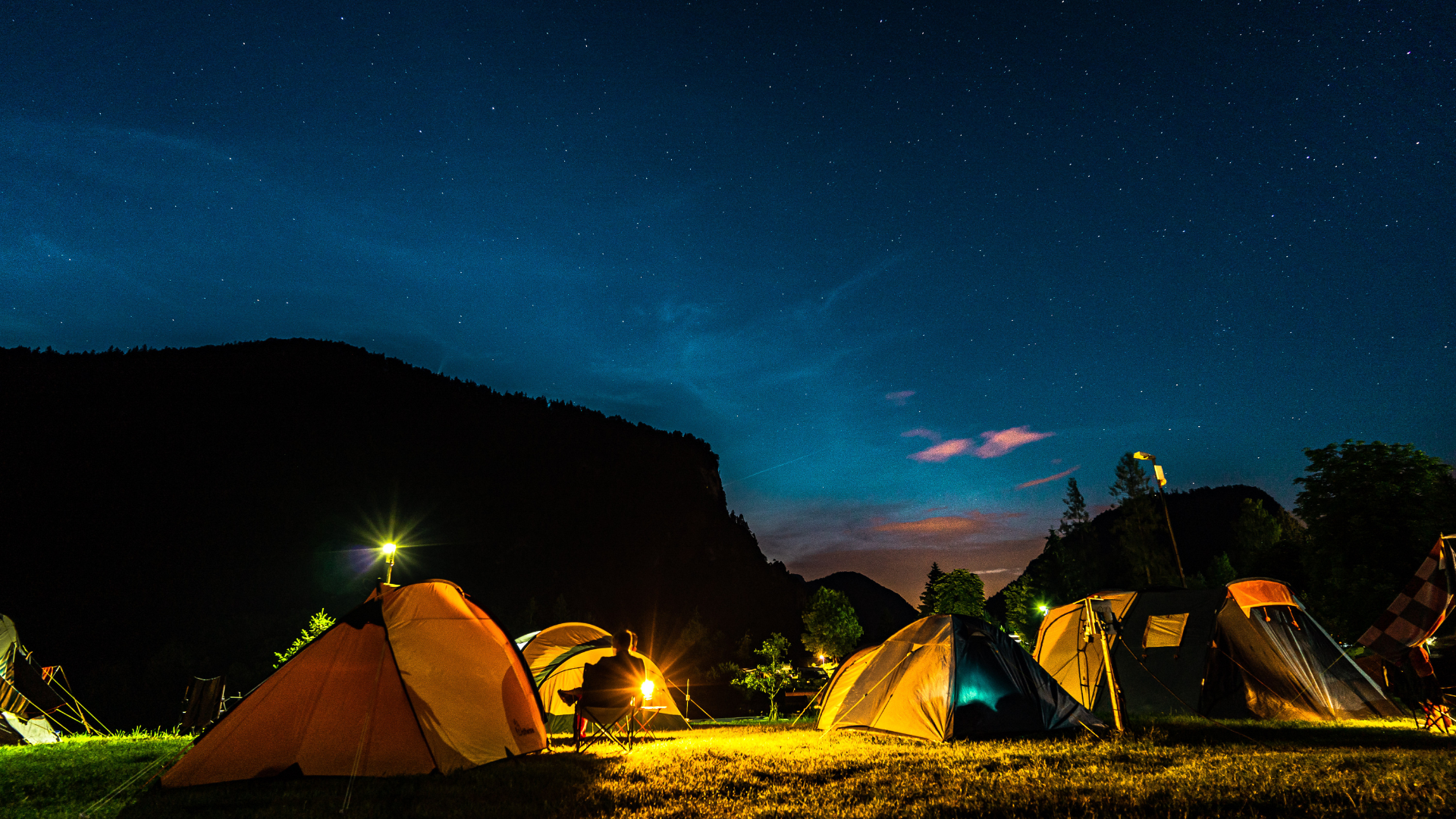 Астрономический кемпинг фестиваль атмосфера. Летний астрономический лагерь. Camping lighting