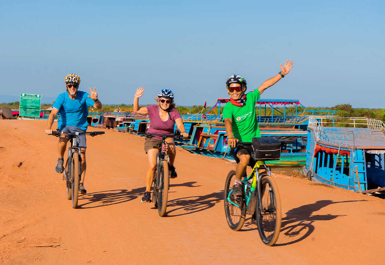 Kampong Phluk Floating Village Bike Tour and Sunset Boat Siem Reap