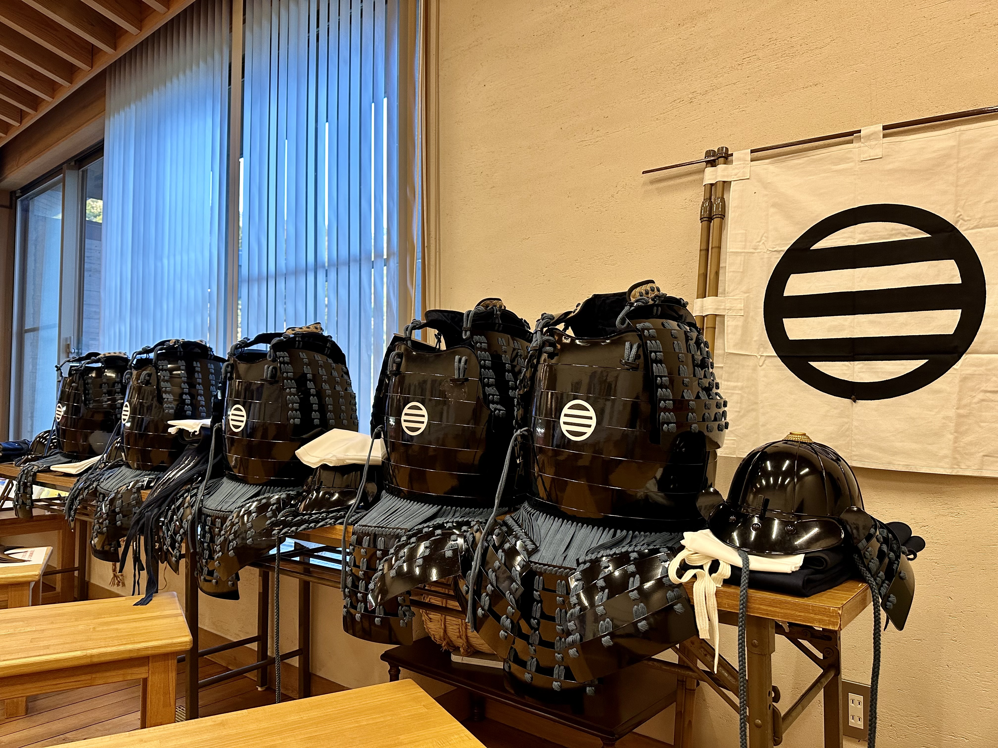 赤武士甲冑ボトル7本セット 赤七宝之兜（あかしっぽうのかぶと）