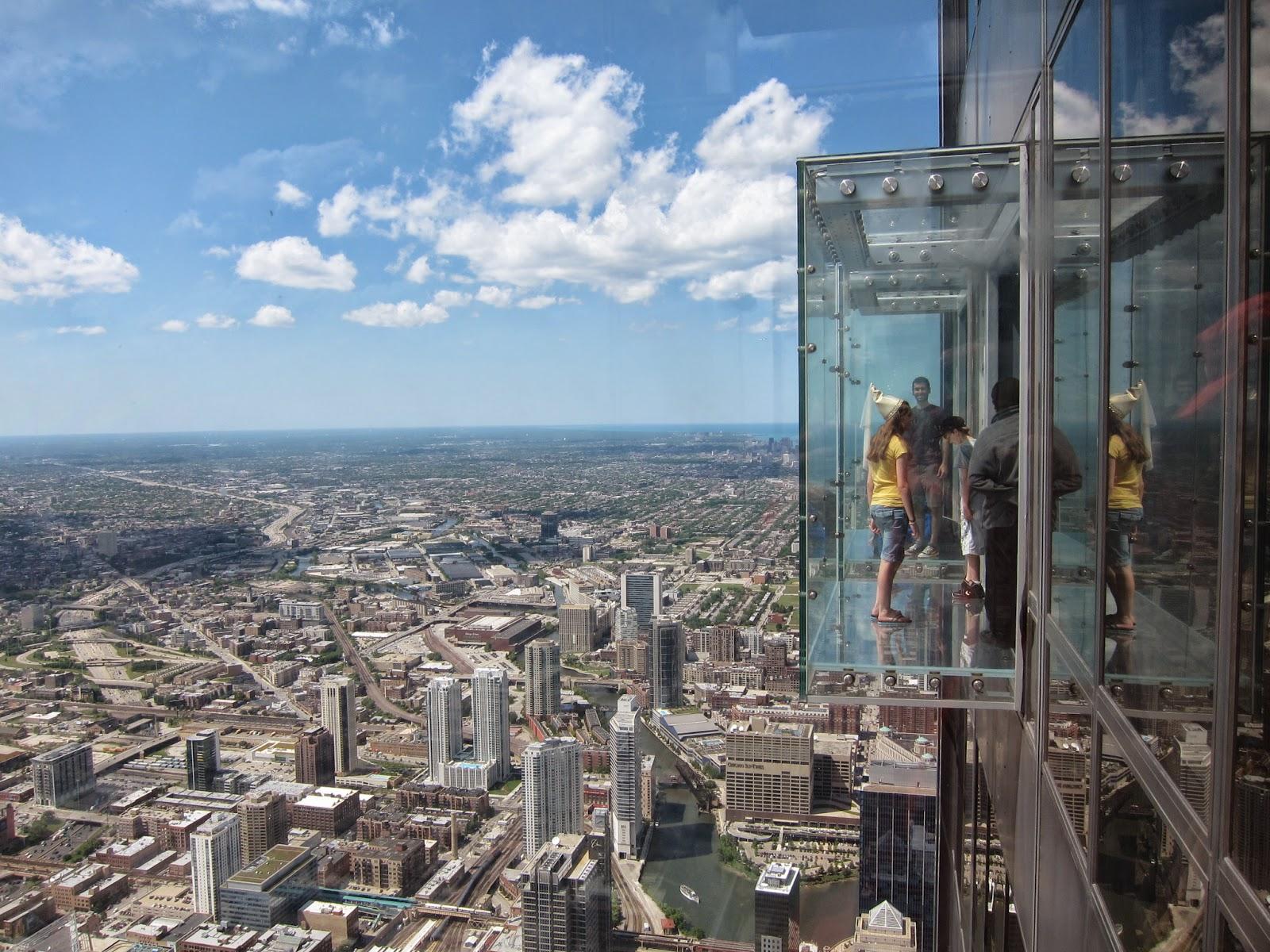 【【挑戰膽量極限】芝加哥透明玻璃觀景台 Skydeck Chicago