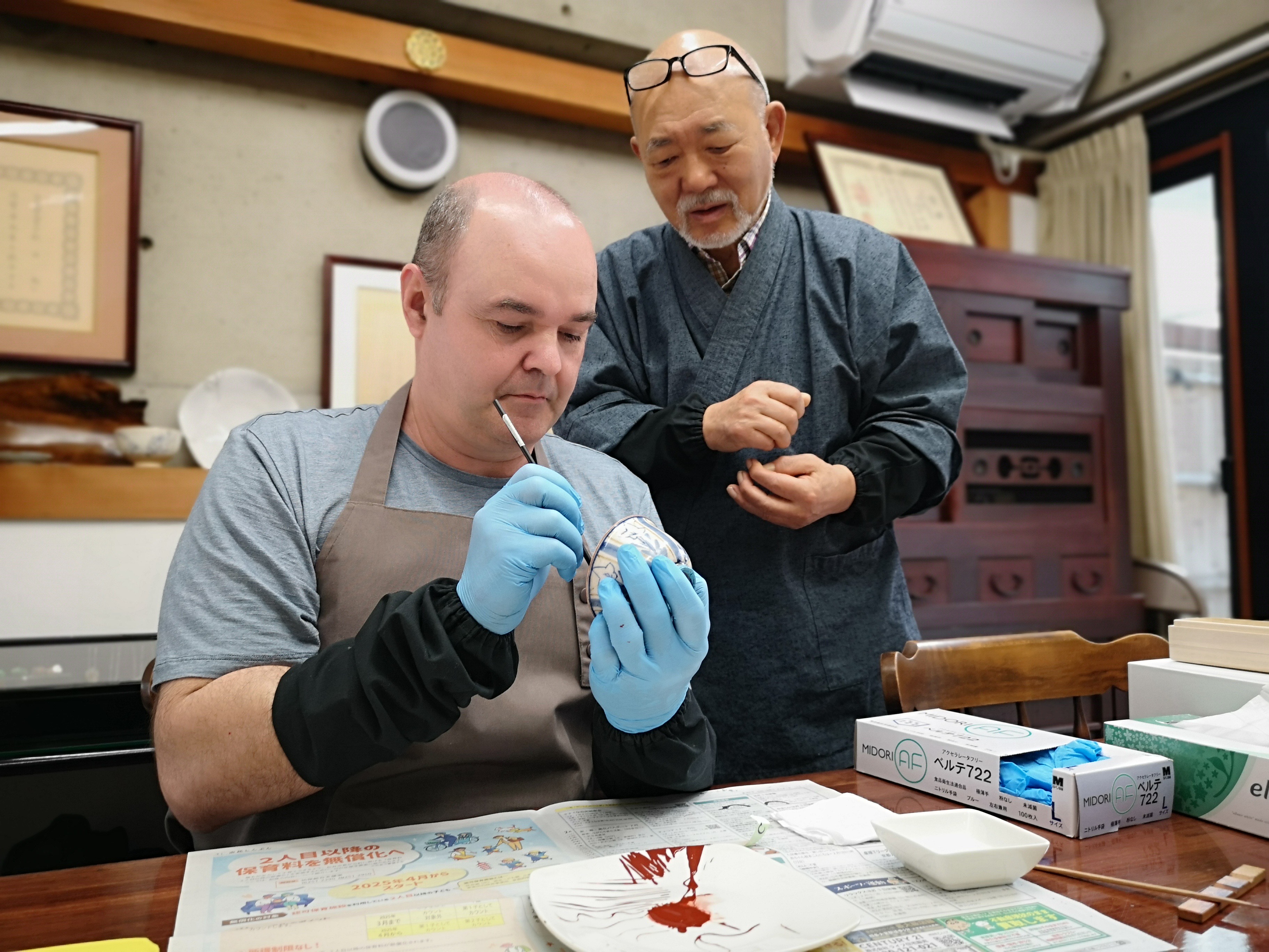 金運爆上げ　風水最高！門外不出品　1点物　漆塗台座付き　特殊朱銅製壺花瓶　月山釜 jpg