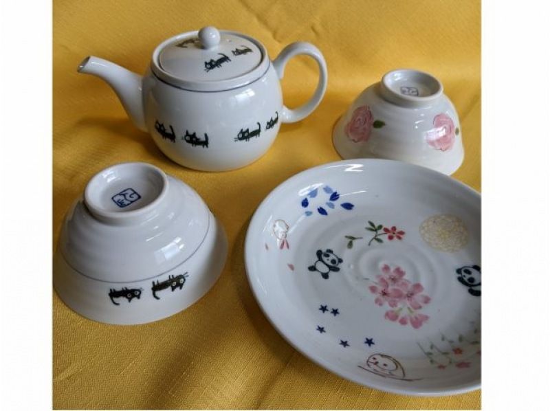 佐賀・嬉野 貼り絵付け体験｜茶器セット作りプラン - KKday