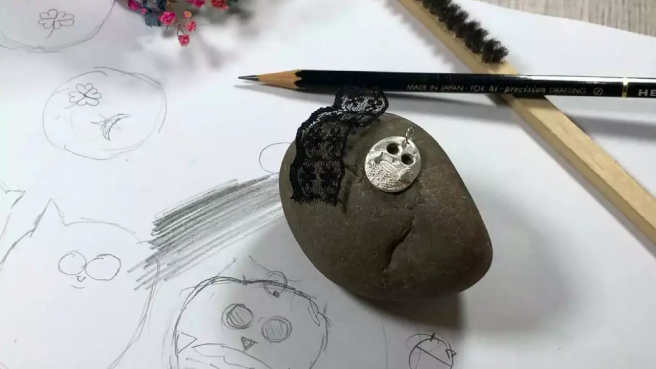 Taipei New Metalworking Handicraft Experience | GIFTIE Sweet Gift | Little Silversmith Experience Course
