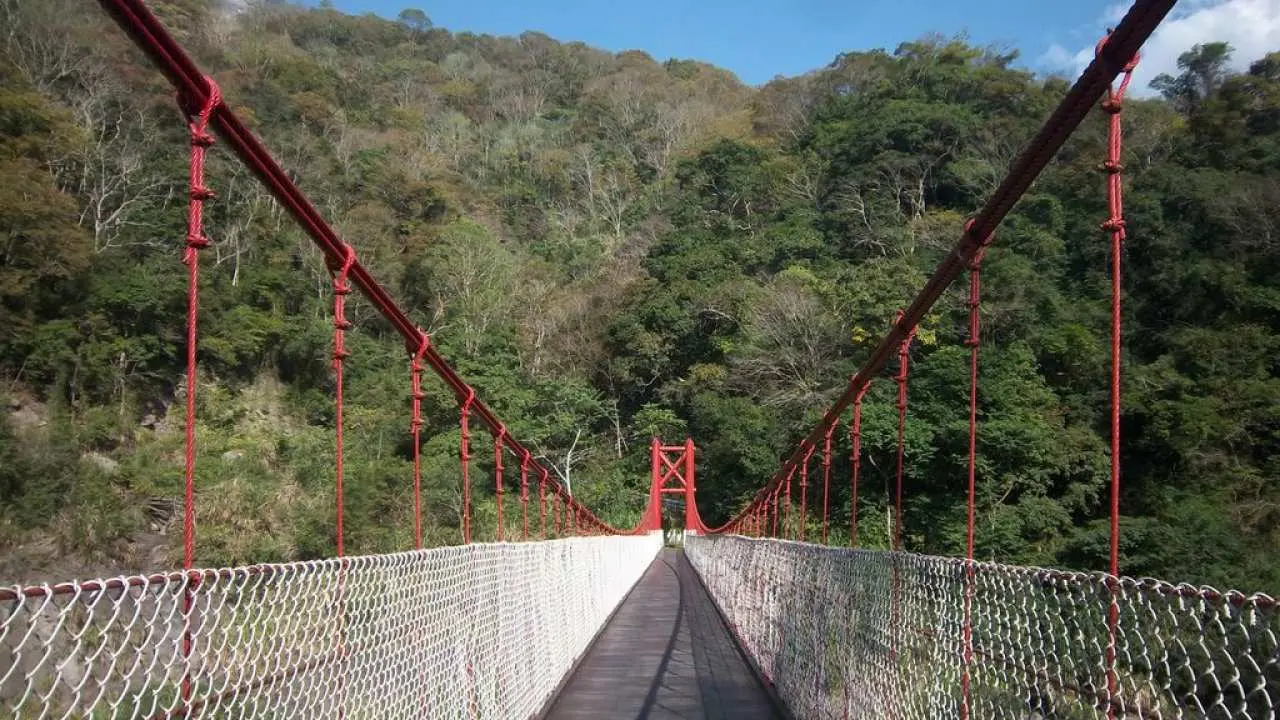 [Chartered Tour] Miaoli Taiansen Breathing Experience | Shuiyun Suspension Bridge + Xishuikeng Tofu Street + Atayal Aboriginal Cultural Industry Zone + Chocolate Cloud Village | Departing from Taipei and Taichung