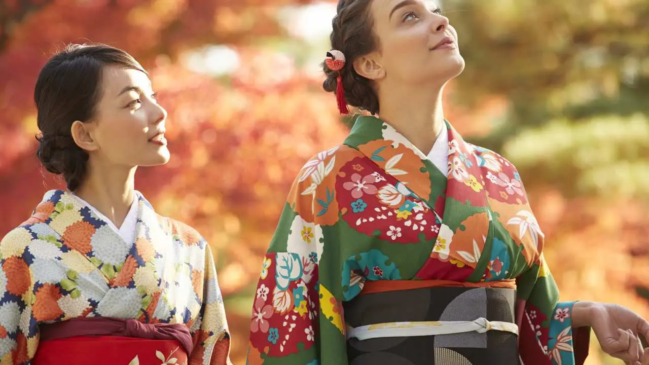 [30% off] Japan | 1 hour outdoor photography in Kyoto | Multilingual photographer