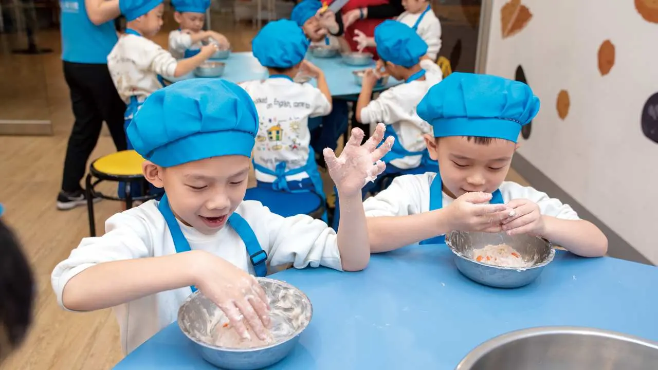 [Kaohsiung] Hongyuxing Huazhiwan Restaurant-Handmade Huazhiwan DIY (ticket included)